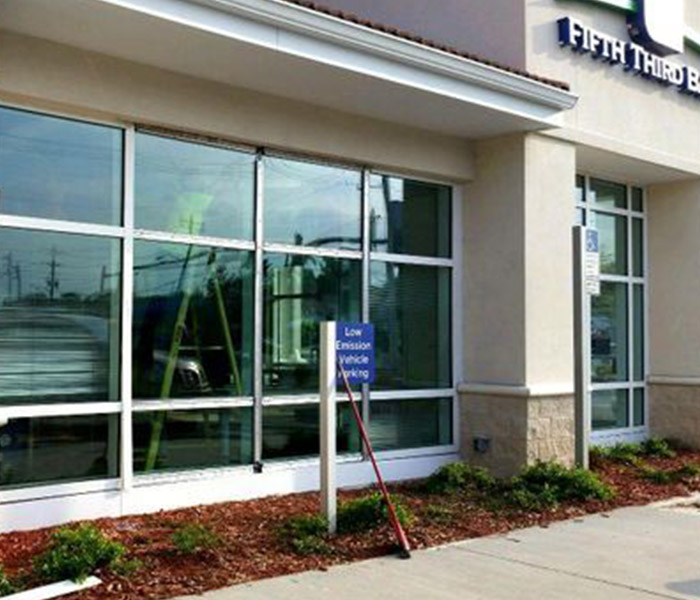fifth third bank building glass